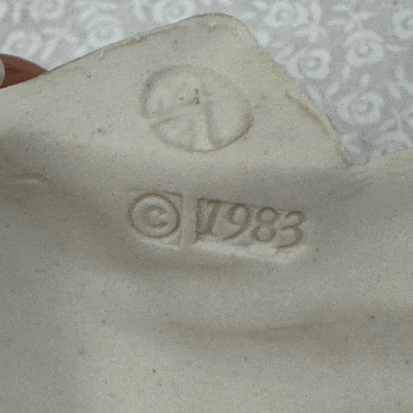 MARGARET FURLONG Vintage 1983 Holly Angel 3" Christmas Ornament - Picture 4 of 7